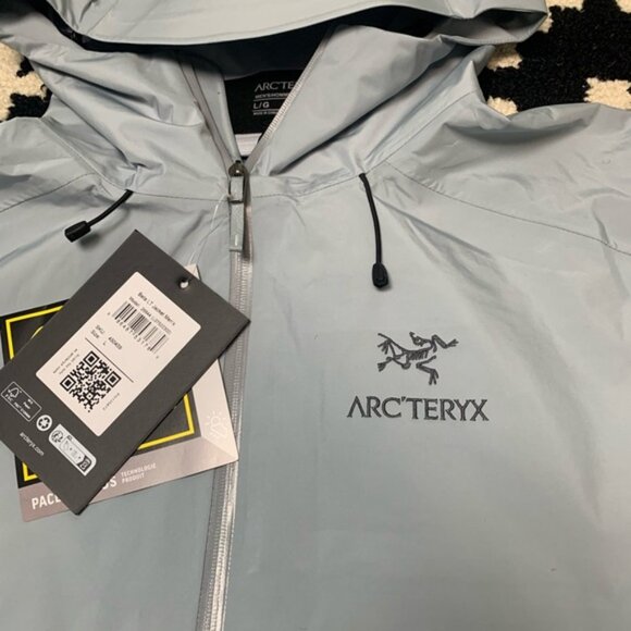 Arcteryx BETA LT Jacket Men’s Large - Picture 2 of 5
